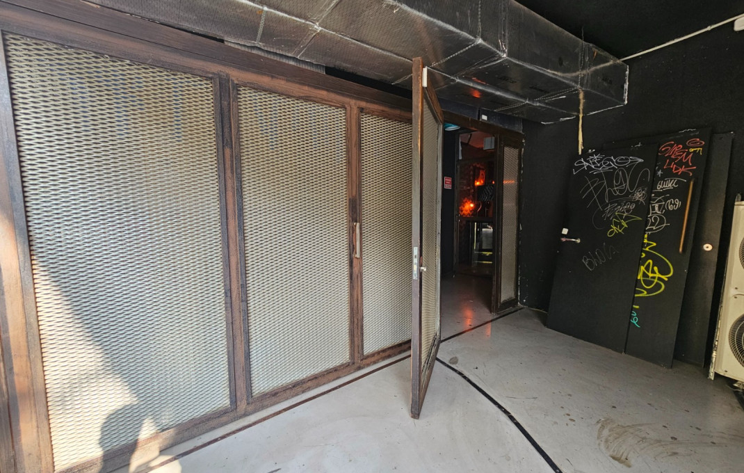 Traspaso - Bar Copas Musical -
Barcelona - Poble Sec-montjuïc