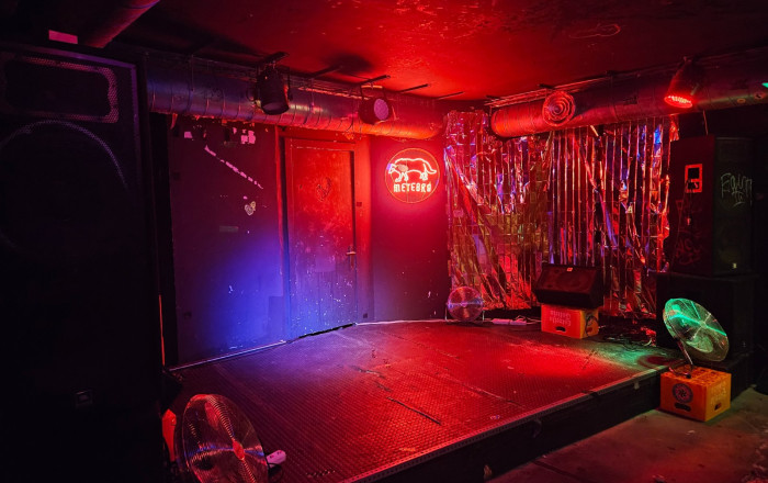 Traspaso - Bar Copas Musical -
Barcelona - Poble Sec-montjuïc