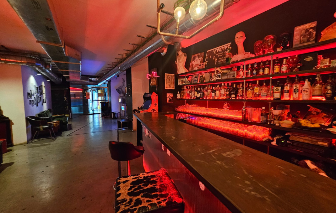 Traspaso - Bar Copas Musical -
Barcelona - Poble Sec-montjuïc