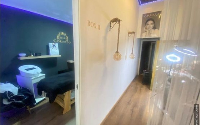 Traspaso - Peluquerias y Estetica -
Blanes