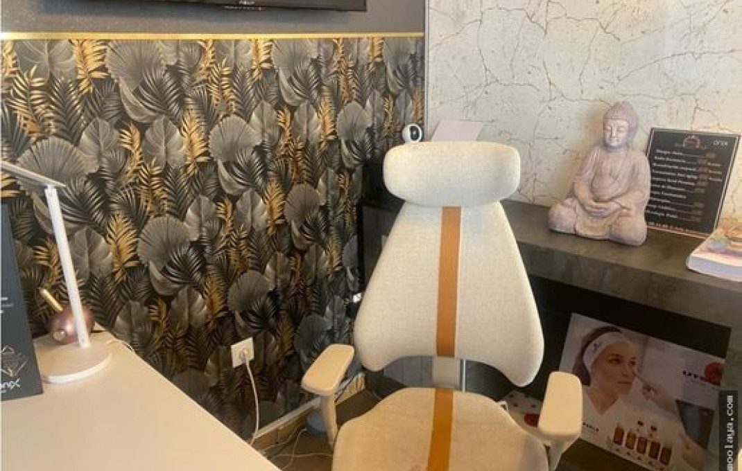 Traspaso - Peluquerias y Estetica -
Blanes