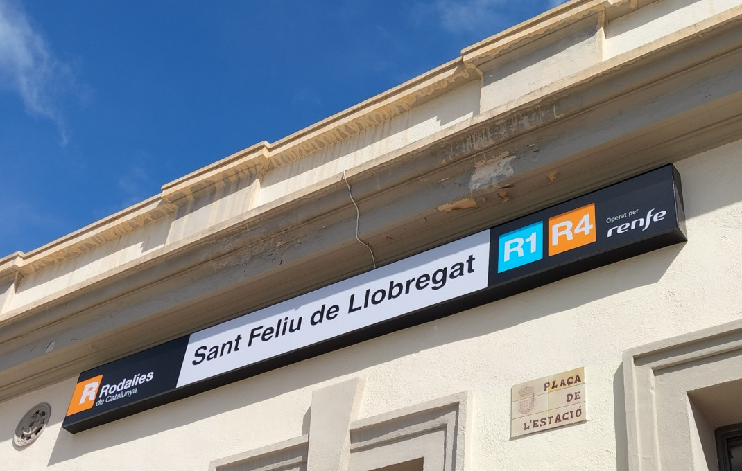 Venta - Naves y solares -
Sant Feliu