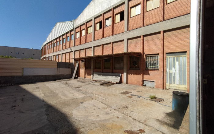 Venta - Naves y solares -
Sant Feliu