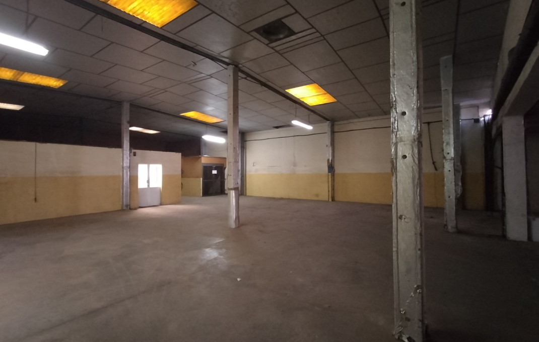 Venta - Naves y solares -
Sant Feliu