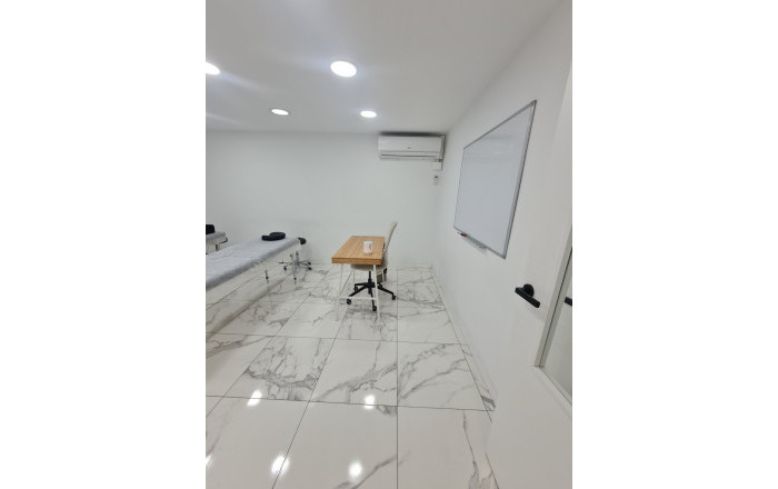 Transfert - Peluquerias y Estetica -
Barcelona - Sarria-Sant Gervasi