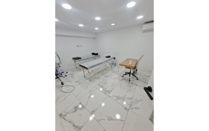 Transfert - Peluquerias y Estetica -
Barcelona - Sarria-Sant Gervasi