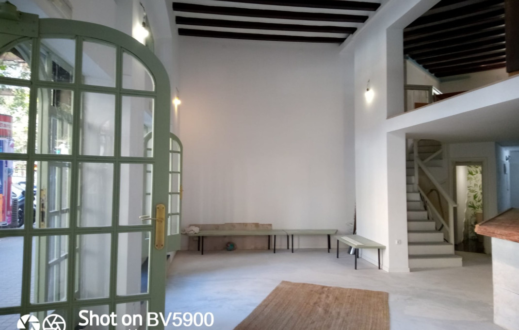 Traspaso - Restaurante -
Barcelona - Eixample Derecho