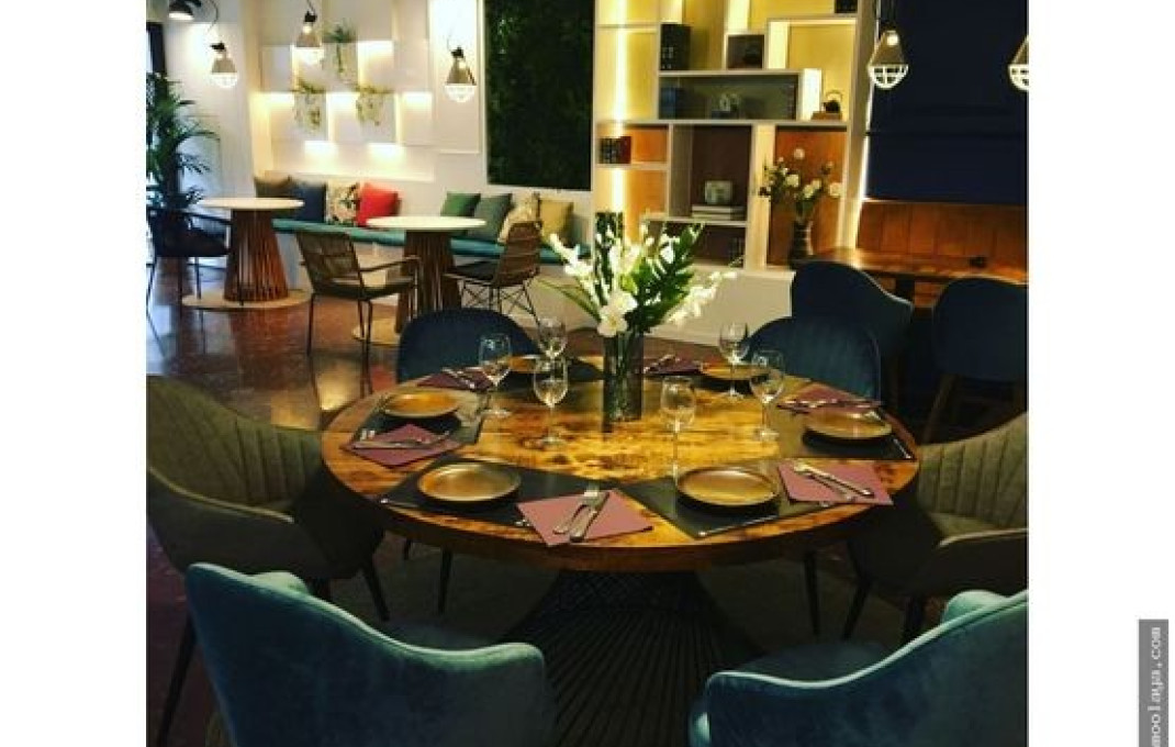 Traspaso - Restaurante -
Barcelona - Eixample - Izquierdo Alto