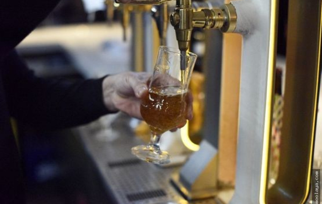 Traspaso - Restaurante -
Barcelona - Eixample - Izquierdo Alto