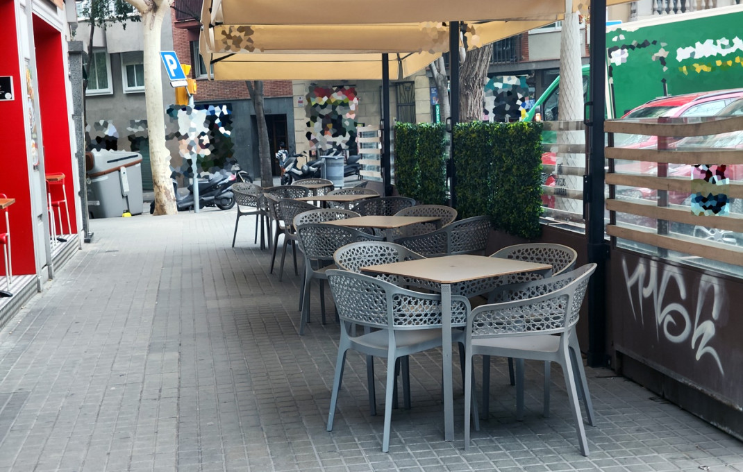 Transfert - Restaurant -
Barcelona - Sagrada familia