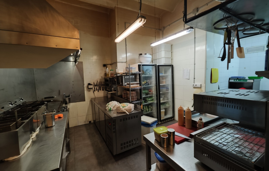 Transfert - Restaurant -
Barcelona - Sagrada familia