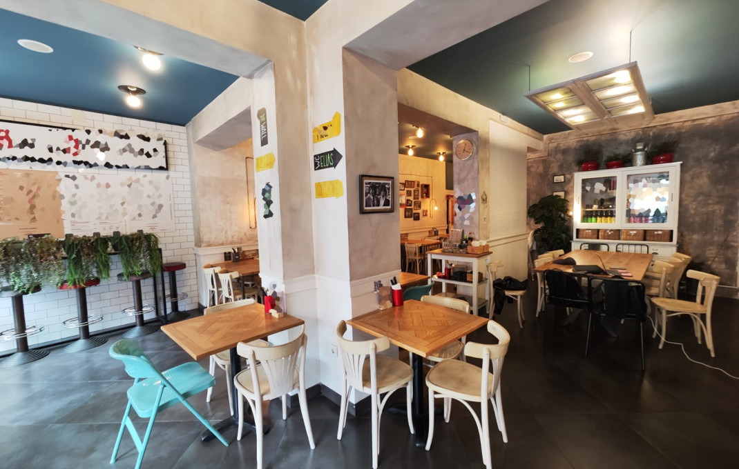 Transfert - Restaurant -
Barcelona - Sagrada familia