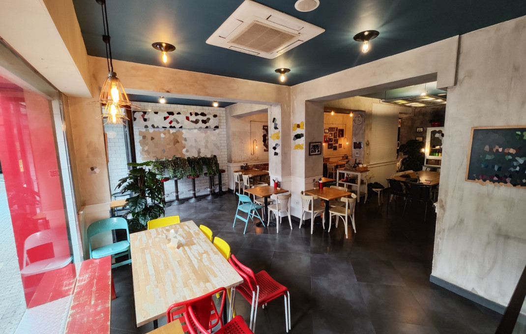 Transfert - Restaurant -
Barcelona - Sagrada familia