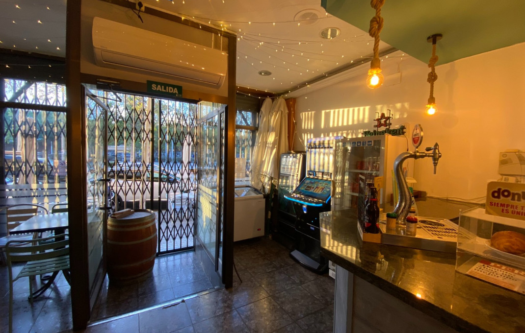 Transfert - Bar Restaurante -
Badalona - Montigalà