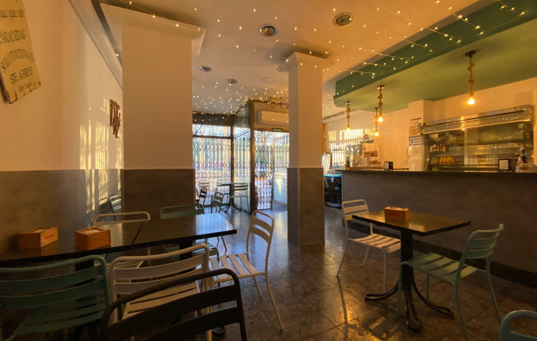 Transfert - Bar Restaurante -
Badalona - Montigalà