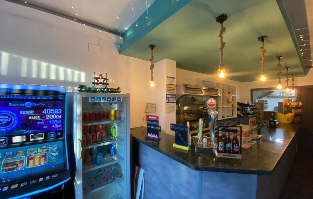 Transfert - Bar Restaurante -
Badalona - Montigalà