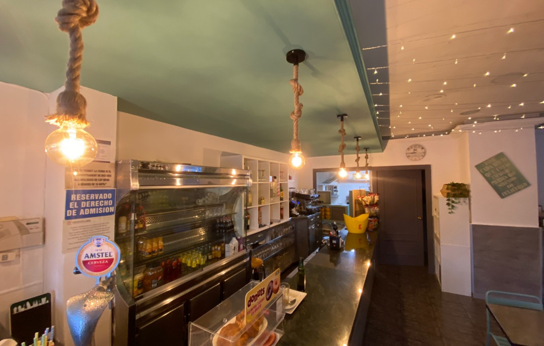 Transfert - Bar Restaurante -
Badalona - Montigalà