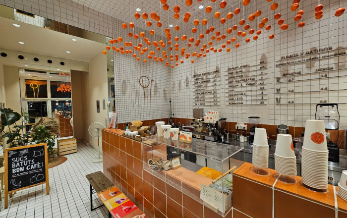 Transfert - Take Away -
Barcelona - Eixample Derecho