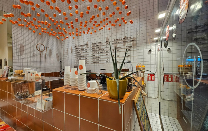 Transfert - Take Away -
Barcelona - Eixample Derecho