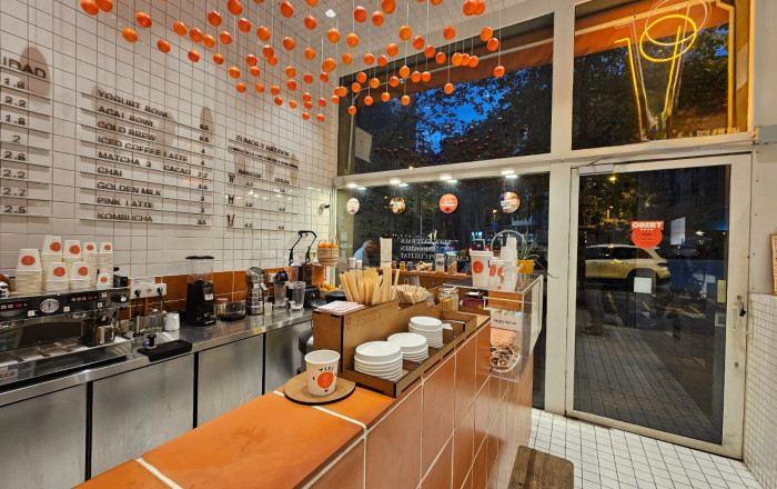 Transfert - Take Away -
Barcelona - Eixample Derecho