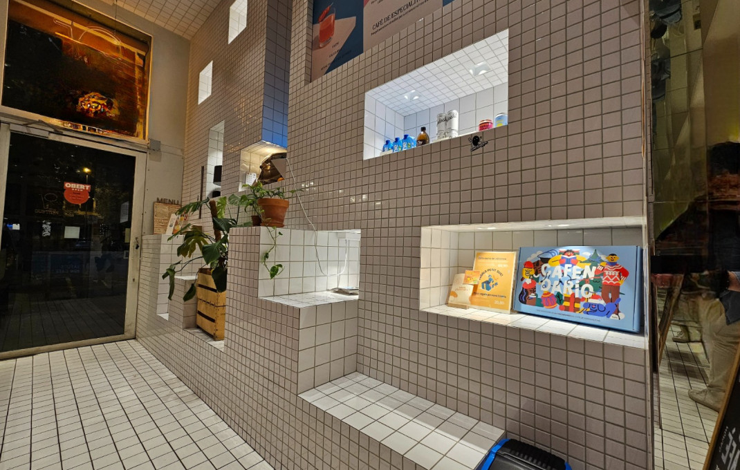 Transfert - Take Away -
Barcelona - Eixample Derecho