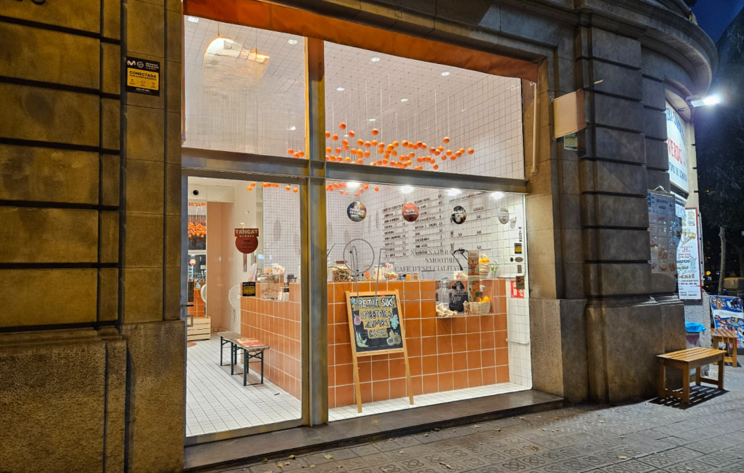 Transfert - Take Away -
Barcelona - Eixample Derecho