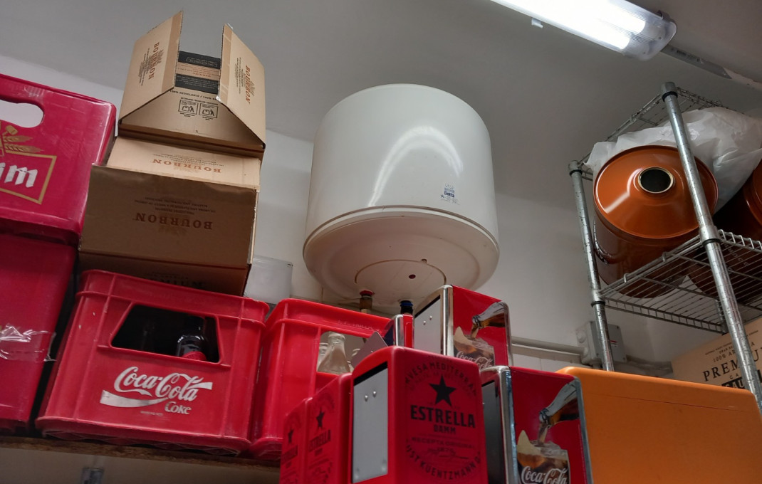 Venta en rentabilidad - Local comercial -
Barcelona - Galvany