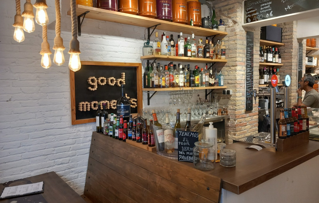 Venta en rentabilidad - Local comercial -
Barcelona - Galvany