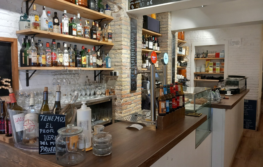 Venta en rentabilidad - Local comercial -
Barcelona - Galvany