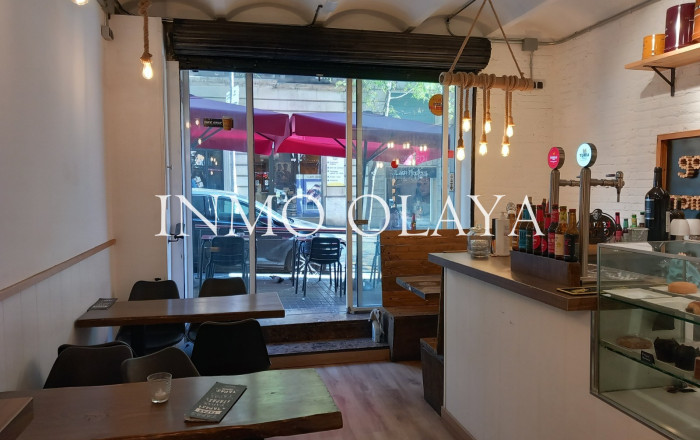 Venta en rentabilidad - Local comercial -
Barcelona - Galvany