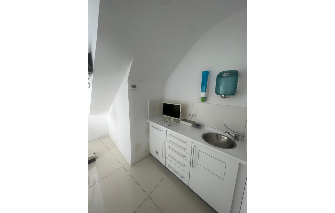 Traspaso - Clinica -
Sabadell