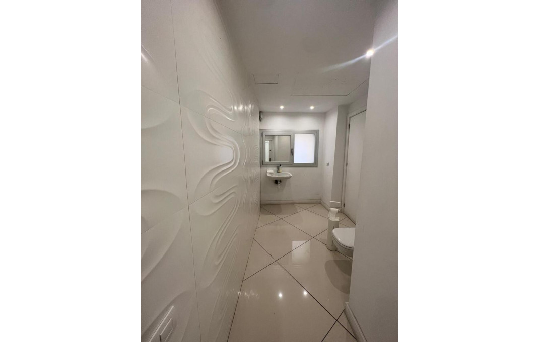 Traspaso - Clinica -
Sabadell