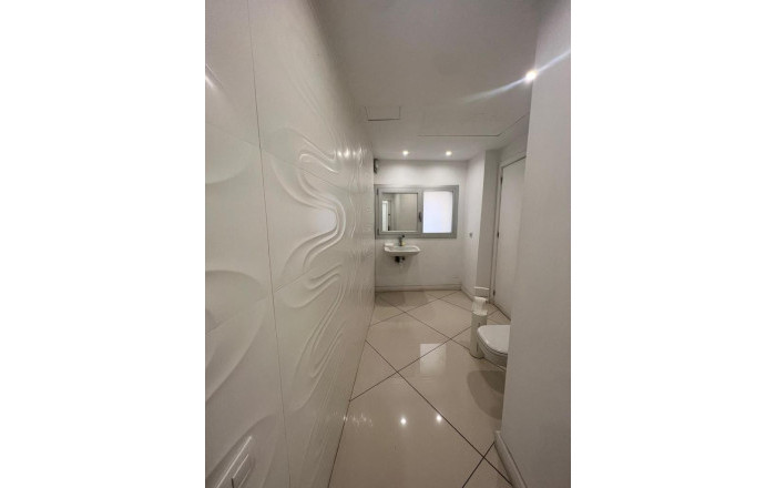 Traspaso - Clinica -
Sabadell