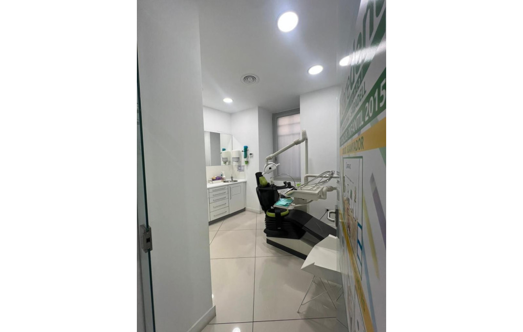 Traspaso - Clinica -
Sabadell