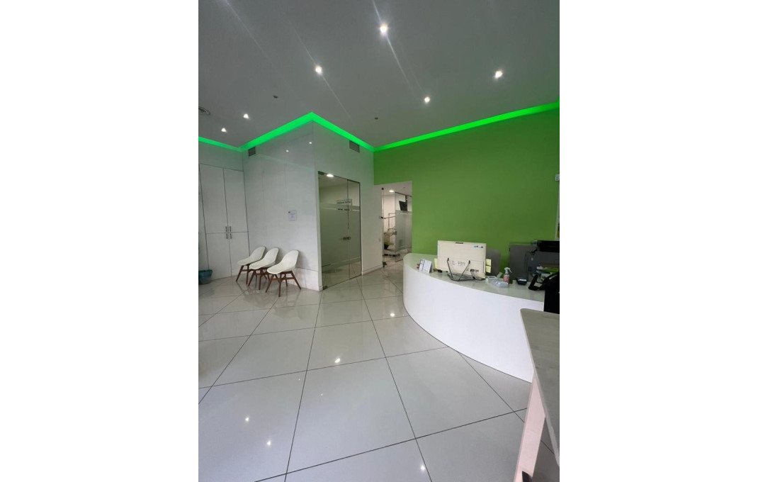 Traspaso - Clinica -
Sabadell