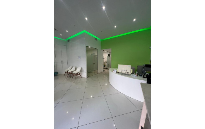 Traspaso - Clinica -
Sabadell