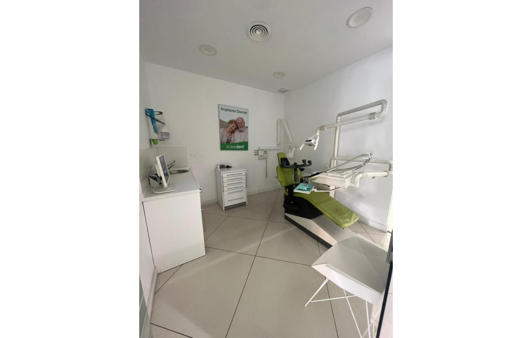 Traspaso - Clinica -
Sabadell