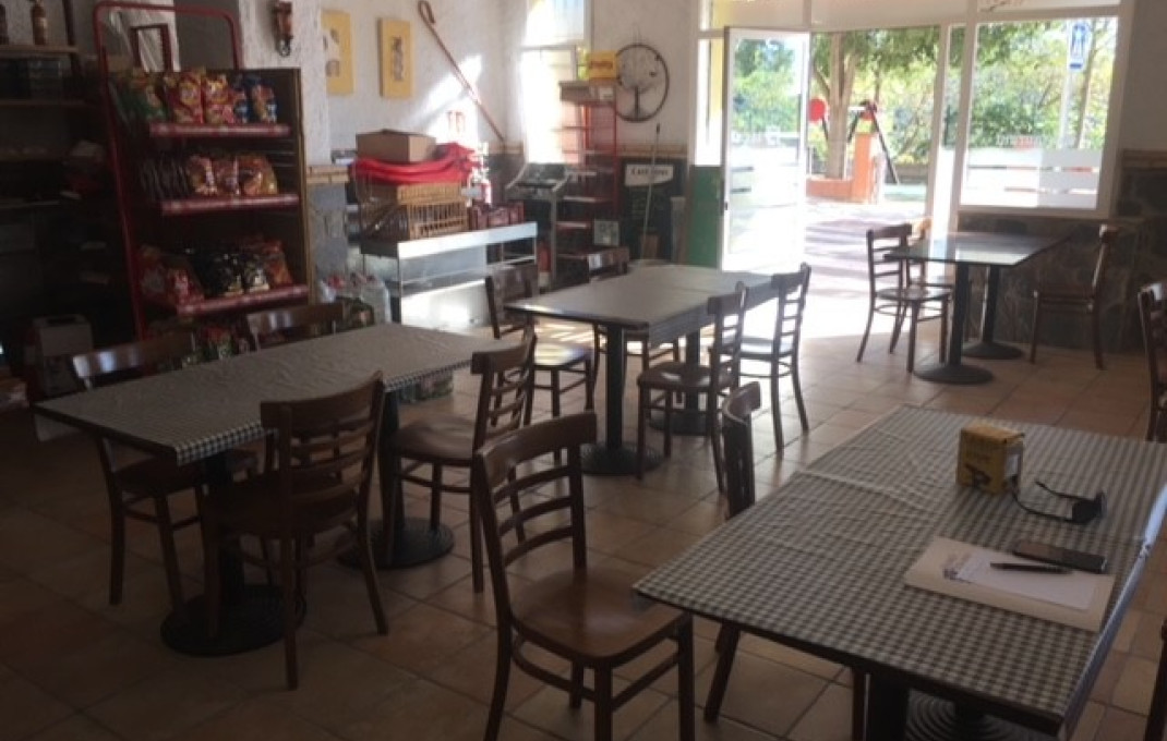 Venta - Bar Restaurante -
Abrera