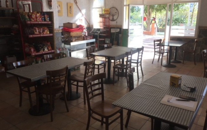 Venta - Bar Restaurante -
Abrera