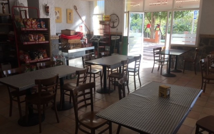 Venta - Bar Restaurante -
Abrera
