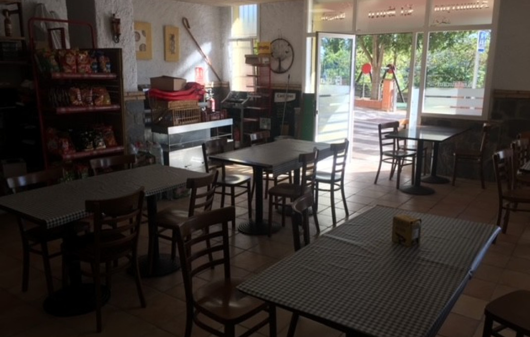 Venta - Bar Restaurante -
Abrera