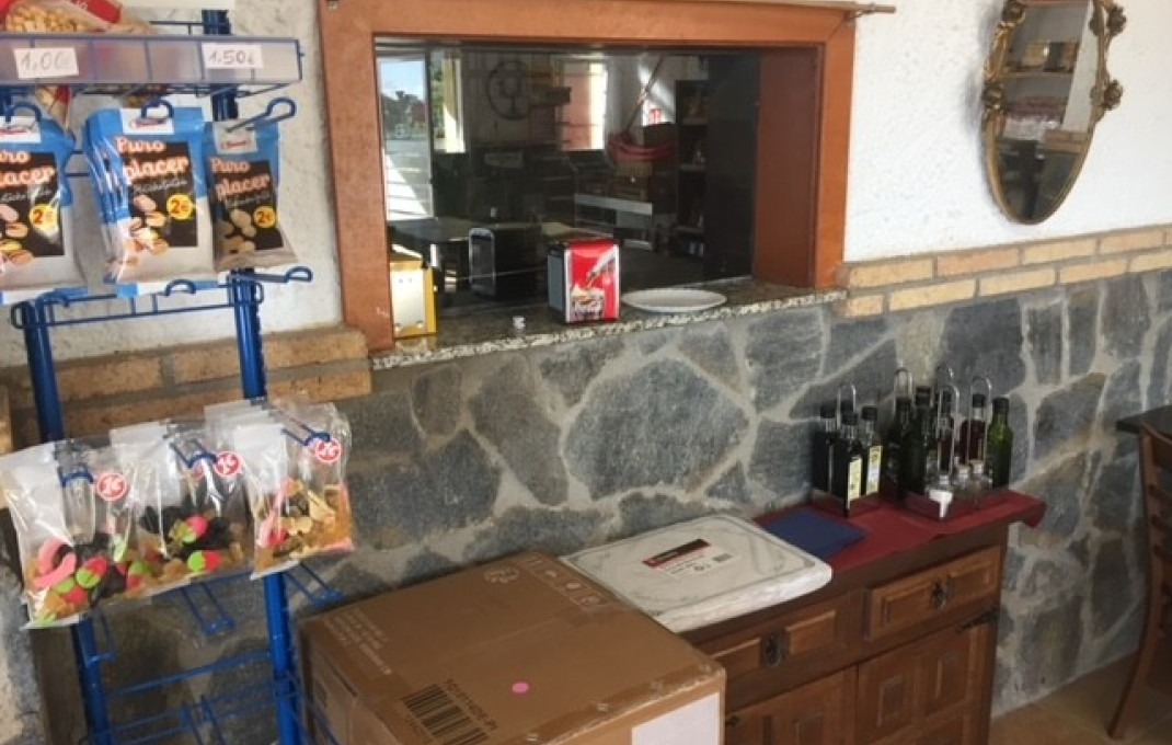 Venta - Bar Restaurante -
Abrera