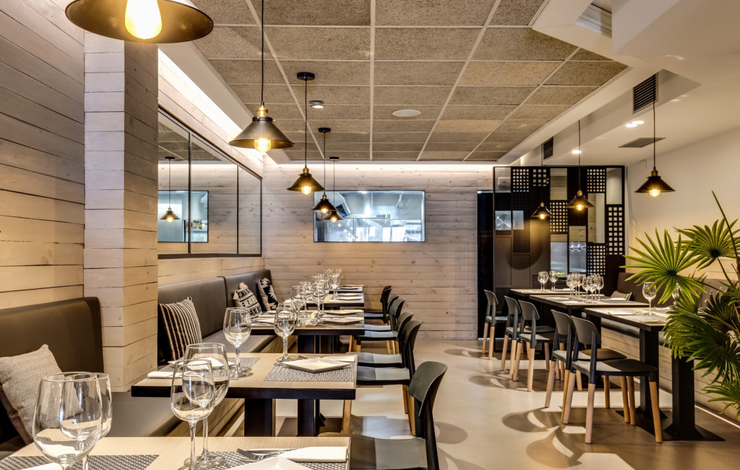 Transfert - Restaurant -
Barcelona - Sant Antoni