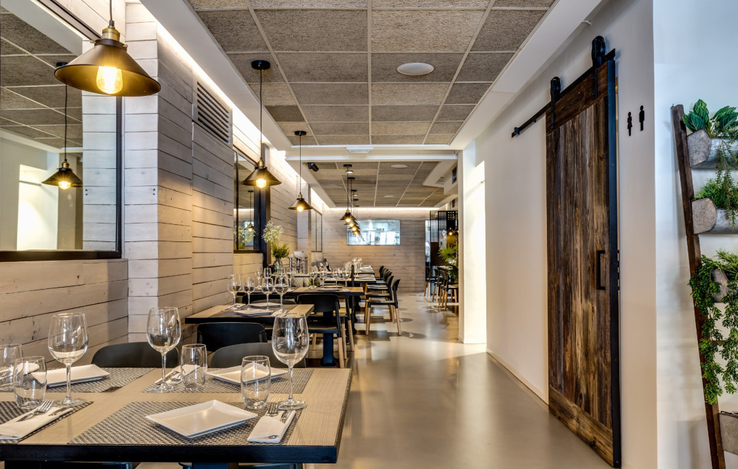 Transfert - Restaurant -
Barcelona - Sant Antoni
