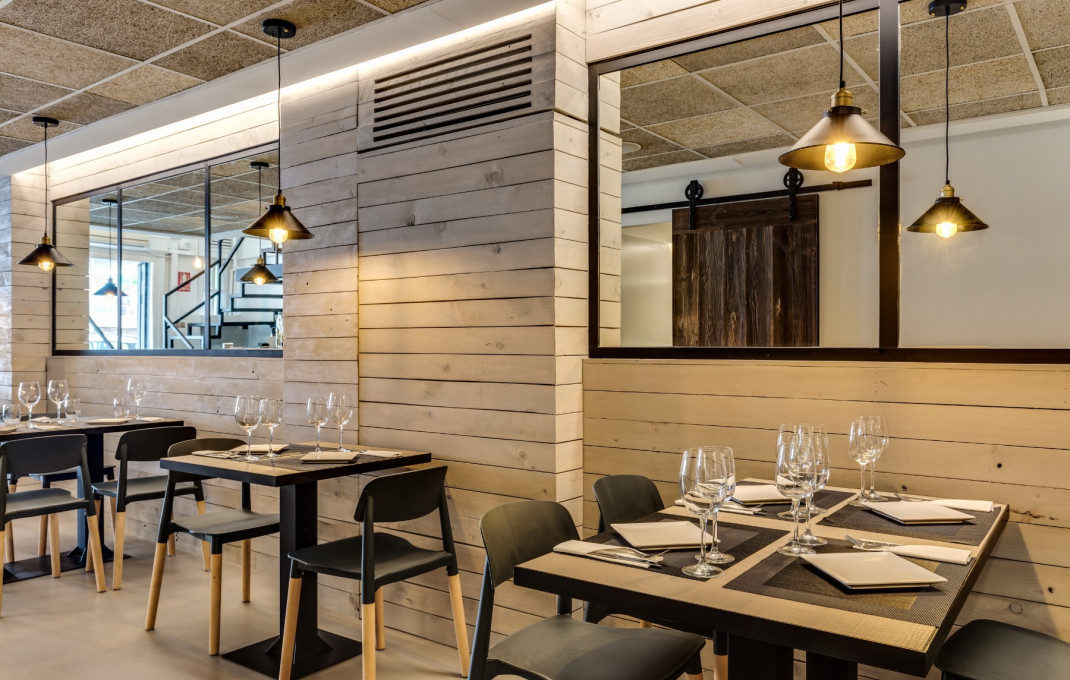 Transfert - Restaurant -
Barcelona - Sant Antoni