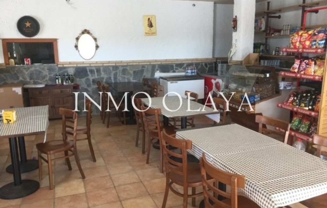 Venta - Bar Restaurante -
Abrera