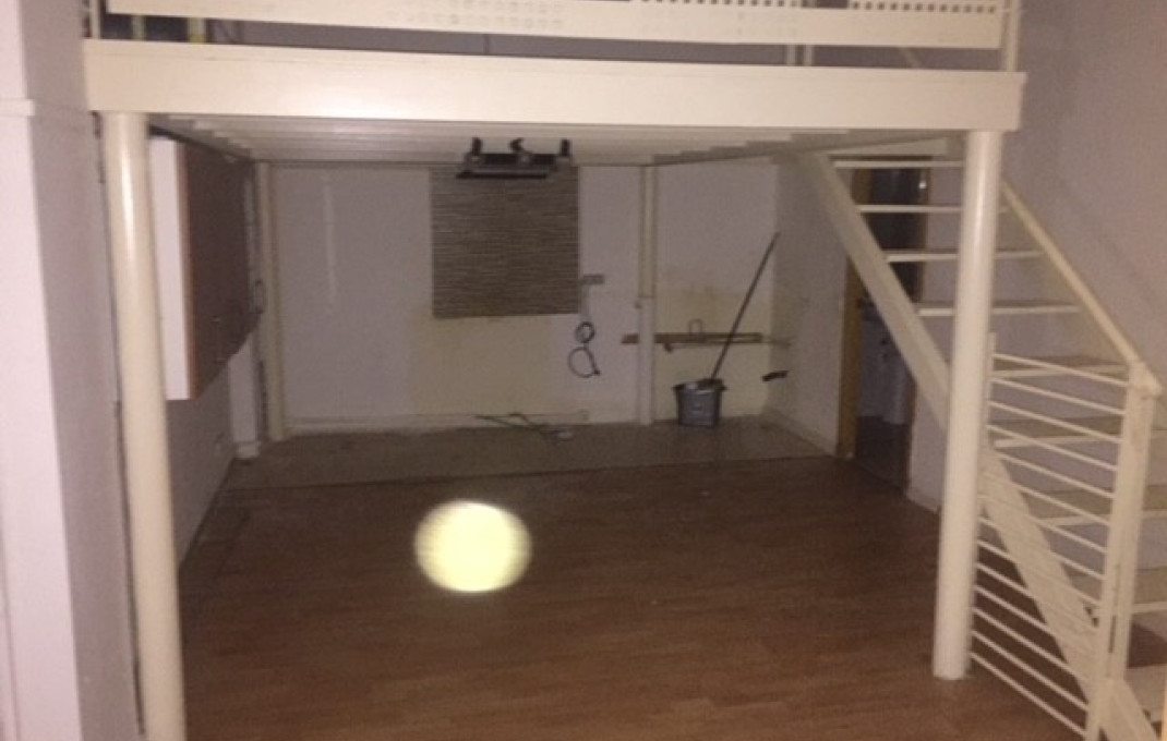 Sale - Garaje - Trasteros -
Terrassa