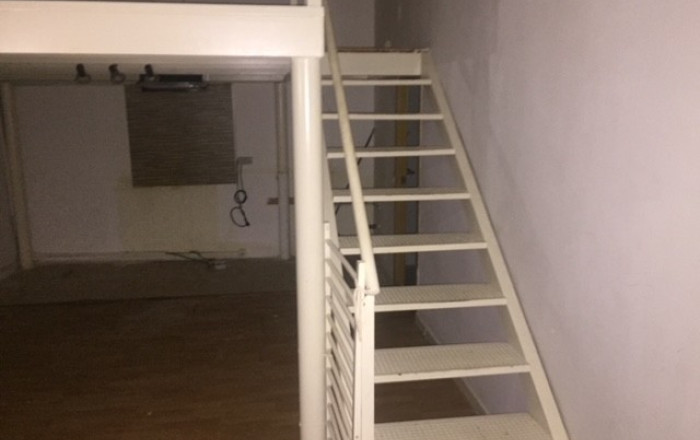 Sale - Garaje - Trasteros -
Terrassa