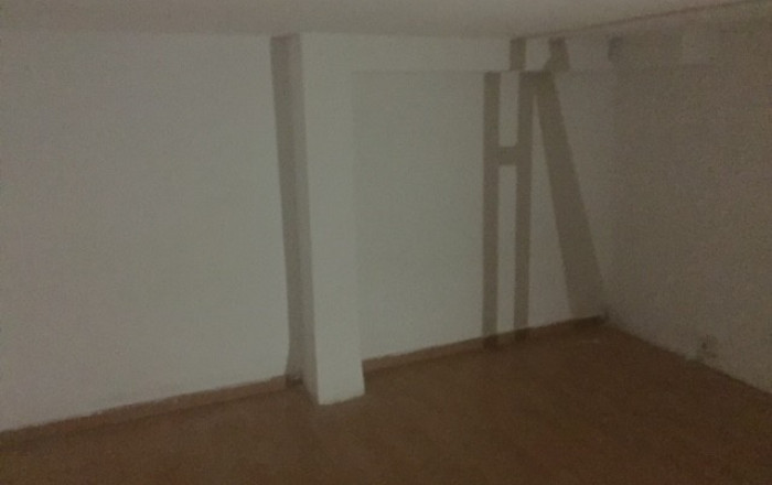 Sale - Garaje - Trasteros -
Terrassa