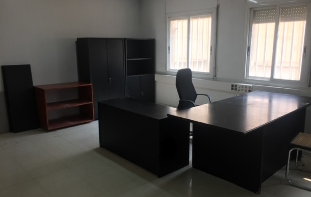 Venta - Local comercial -
Terrassa